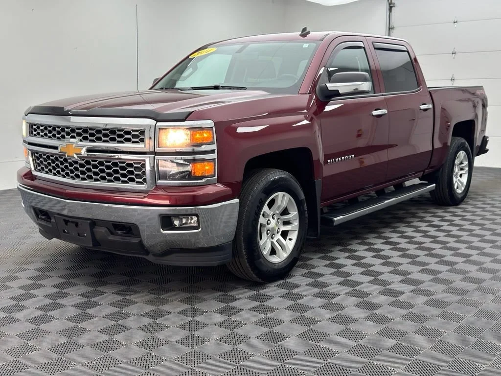 Used 2014 DEEP RUBY METALLIC Chevrolet LT image 2