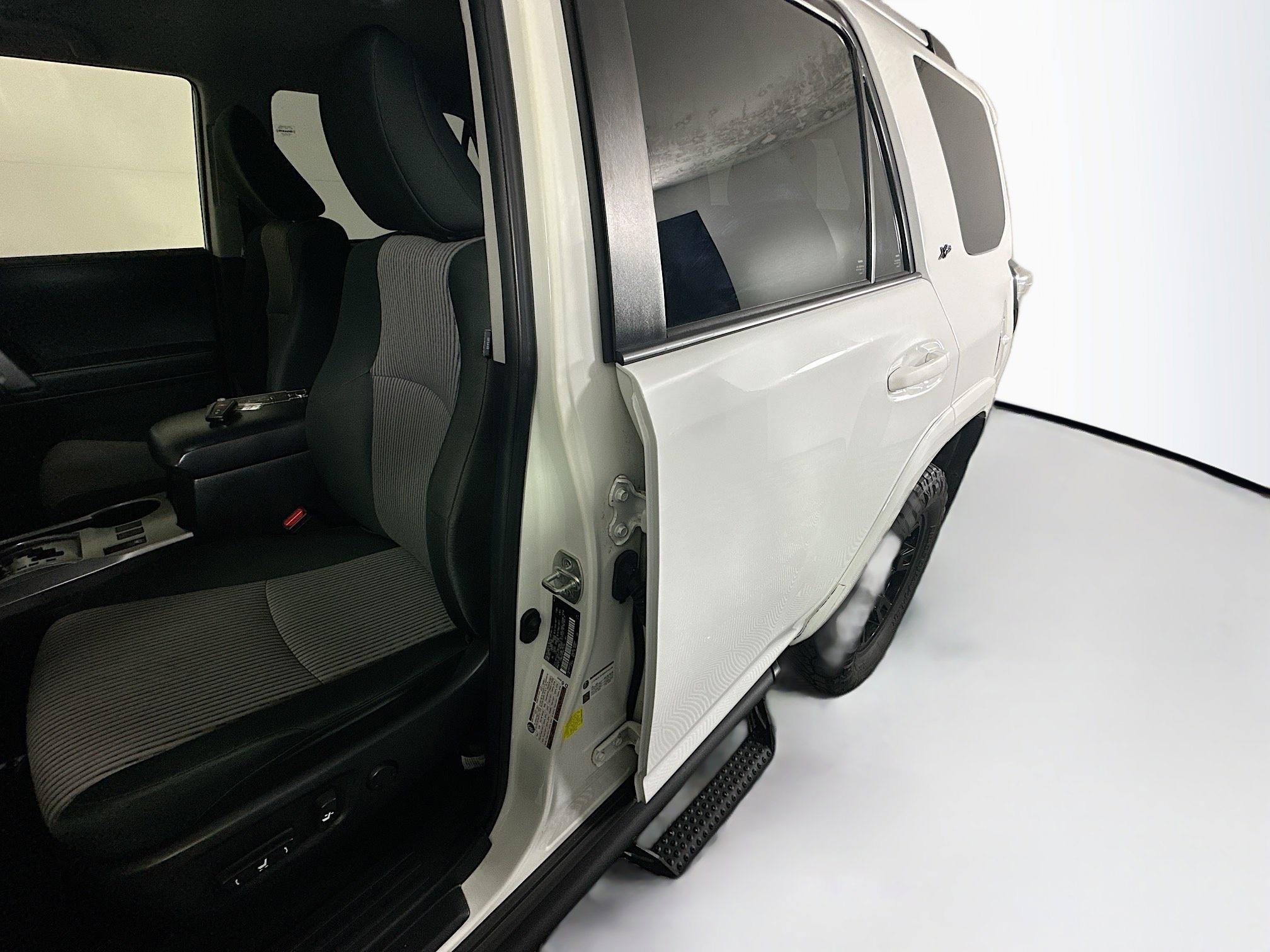 Used 2022 White Toyota SR5 image 12