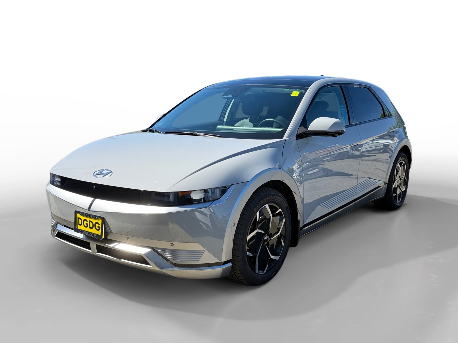 Certified Used 2024 Cyber Gray Hyundai Limited image 1