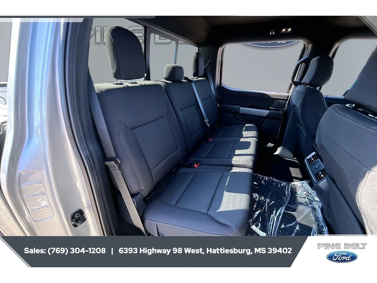 New 2026 Iconic Silver Metallic Ford XLT image 21