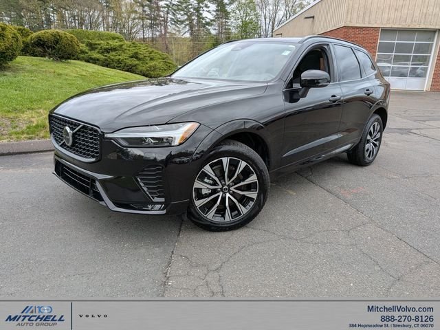 2025 Volvo XC60 B5 Core Dark AWD's photo