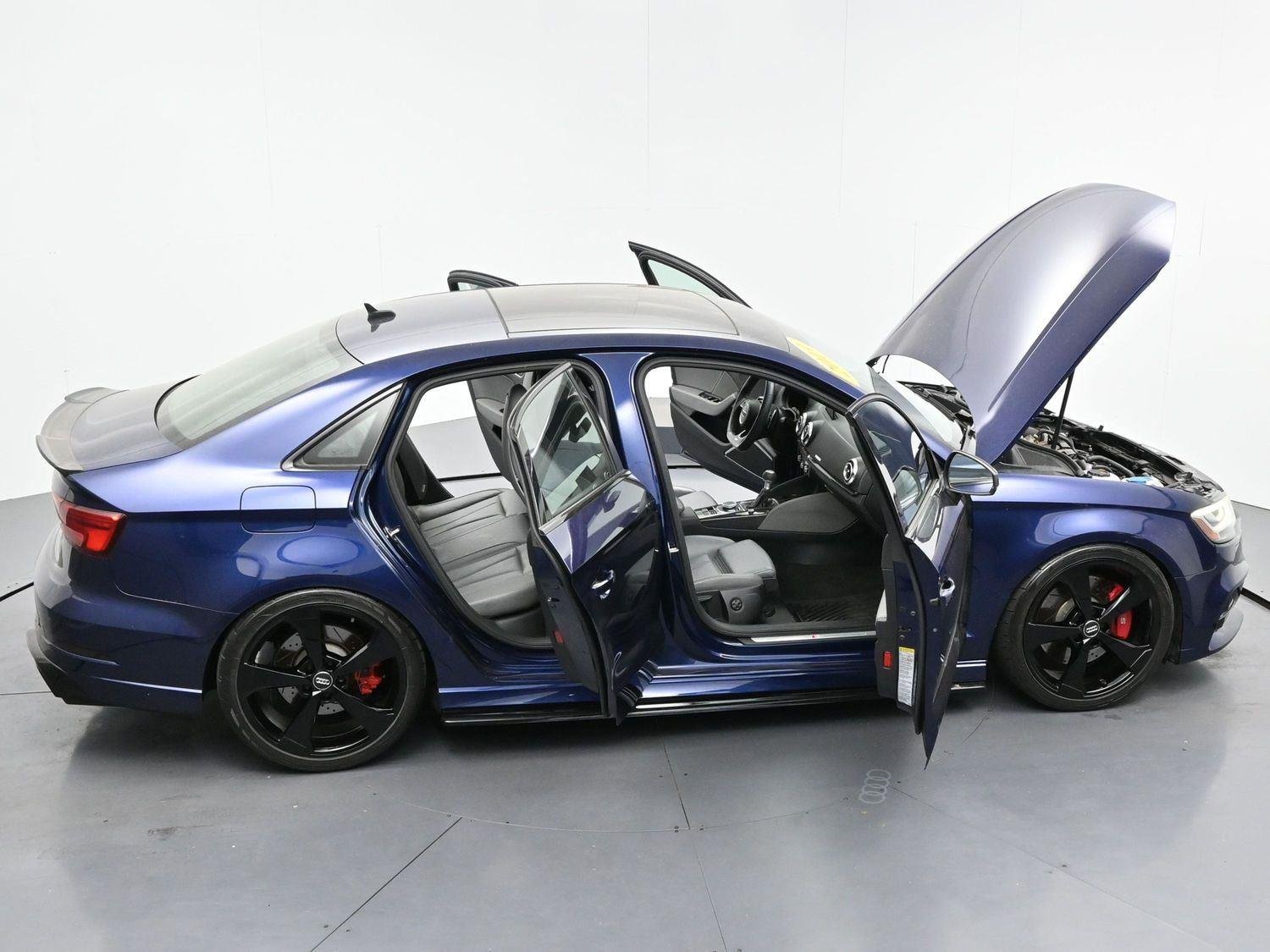 Used 2019 Navarra Blue Metallic Audi Premium Plus image 38