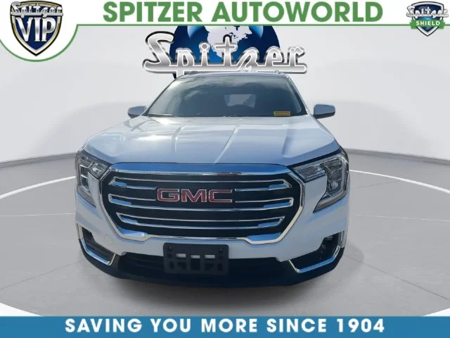 Used 2024 White GMC SLT image 3