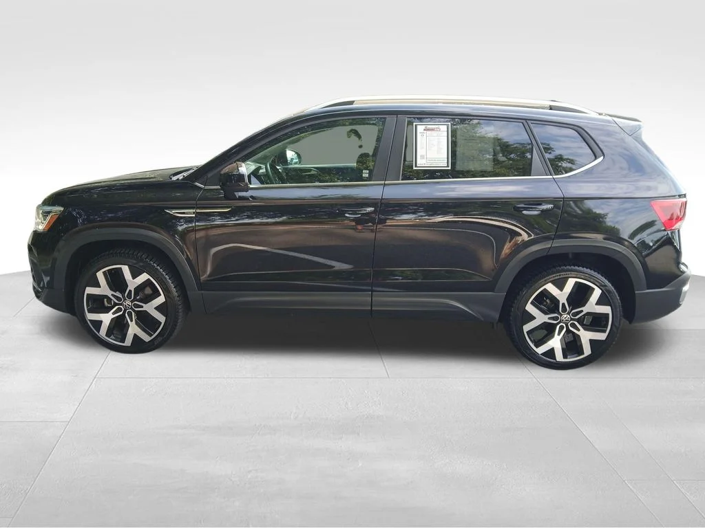 Used 2022 Black Volkswagen 1.5T SEL image 3