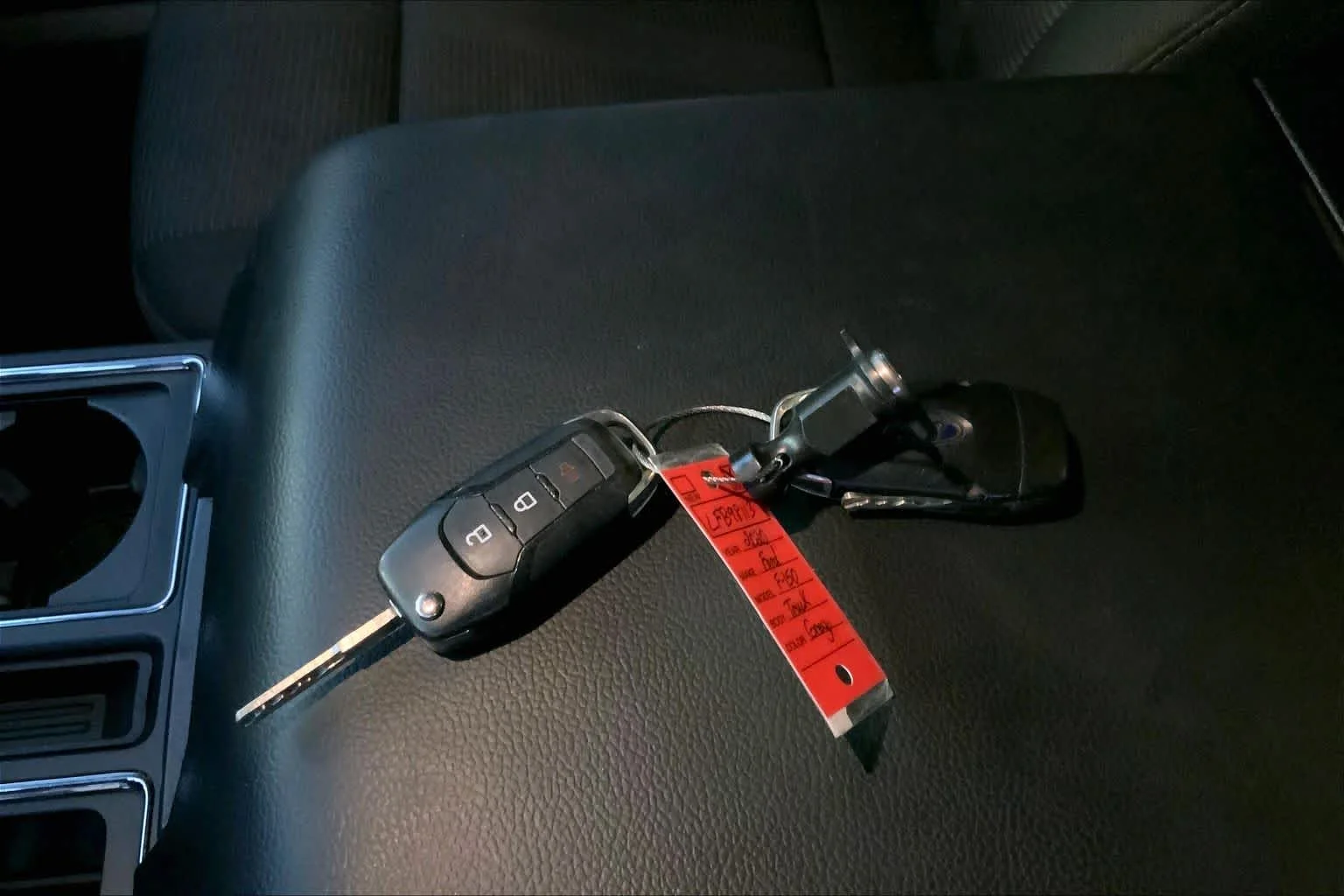 Used 2020 Magnetic Metallic Ford XL image 13
