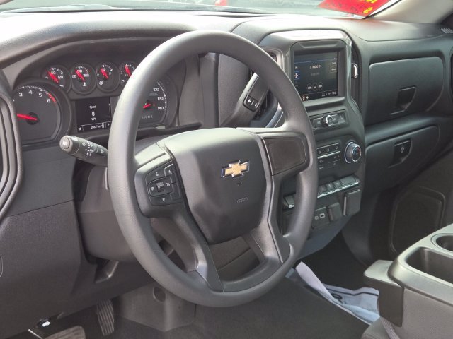 2024 Chevrolet Silverado 1500 Custom - Photo 18