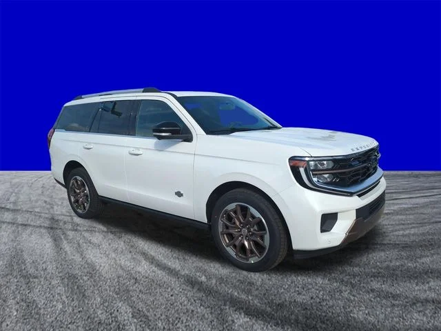 New 2026 Star White Metallic Tri-Coat Ford King Ranch® image 2