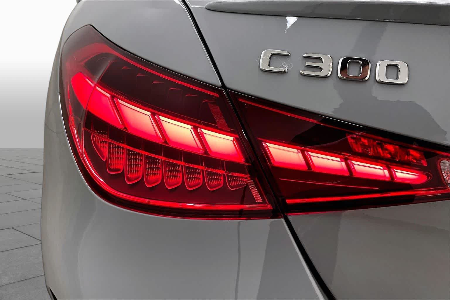 New 2026 MANUFAKTUR Alpine Grey Mercedes-Benz C 300 image 14