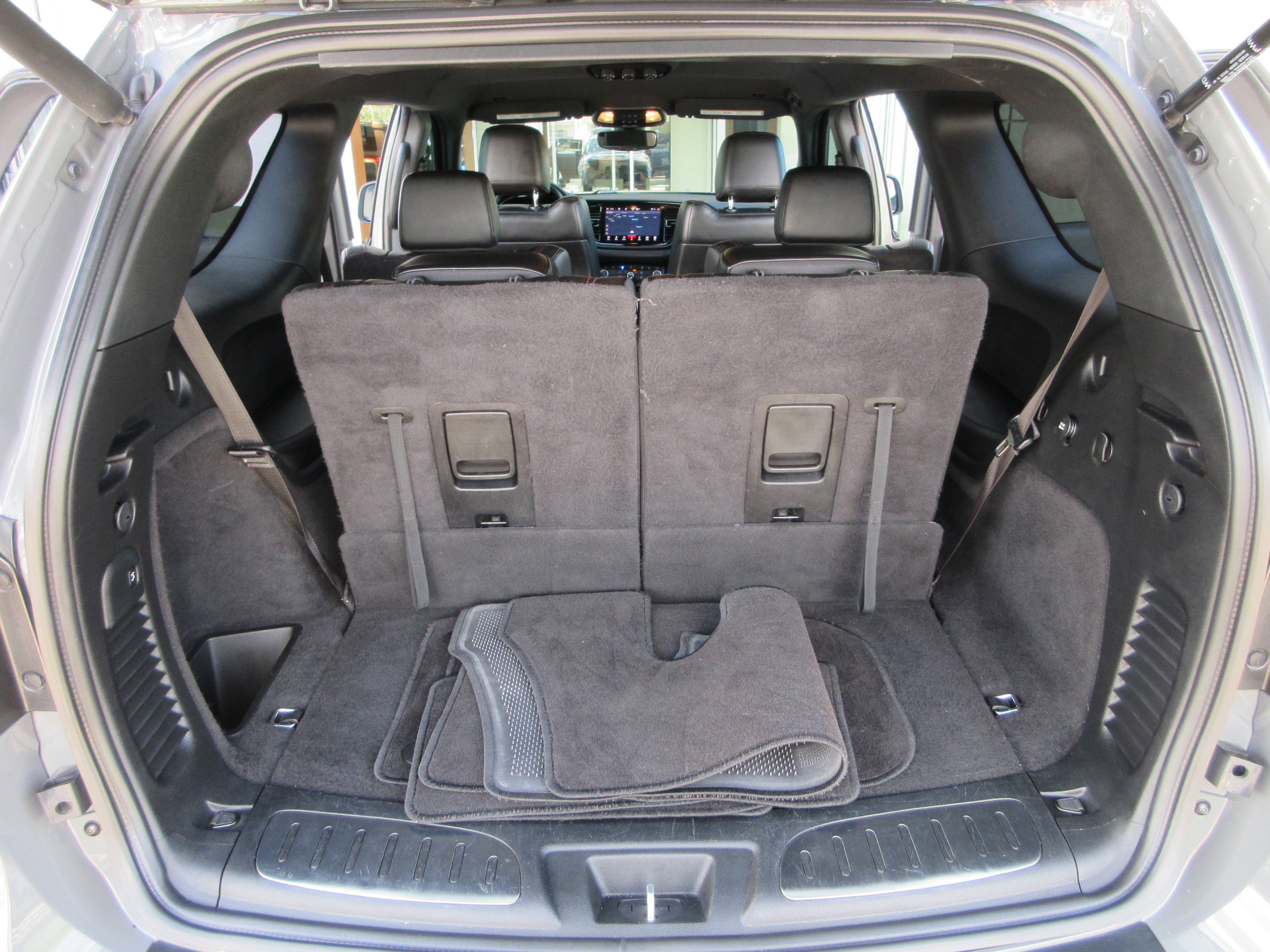 Used 2022 Destroyer Gray Clearcoat Dodge R/T image 56
