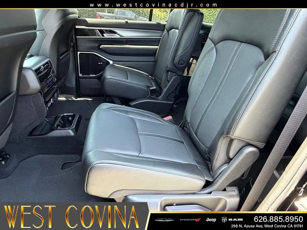 New 2026 High Gloss Black Jeep Limited Reserve image 33