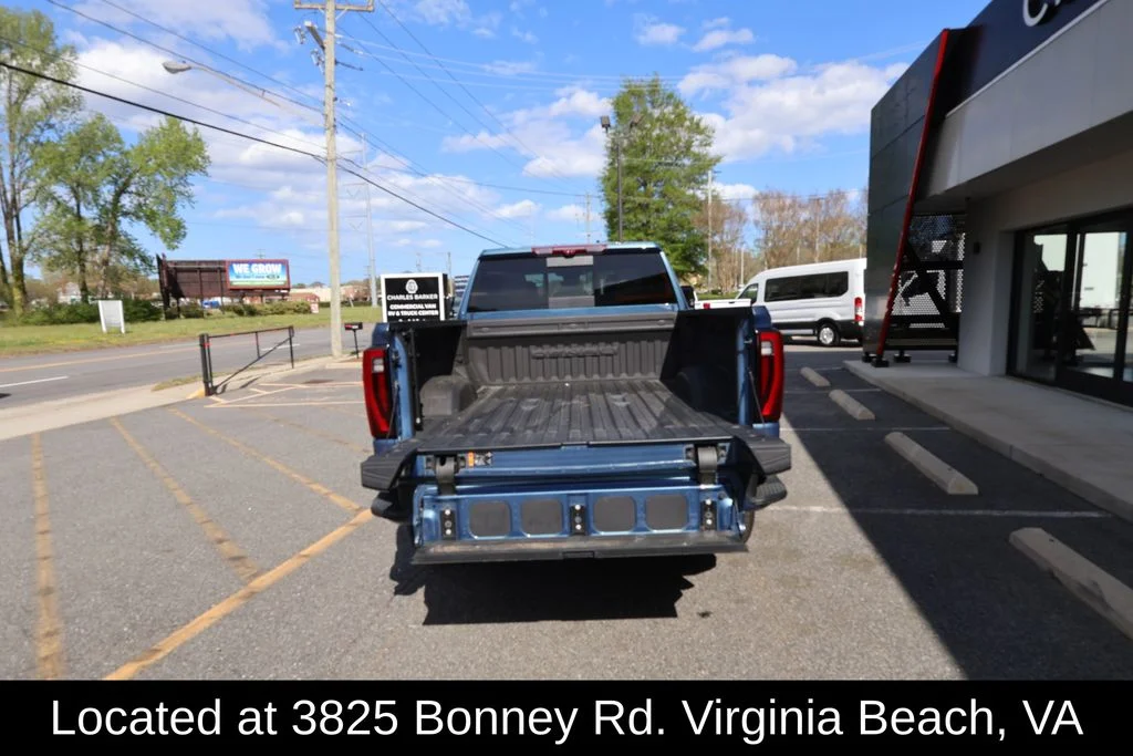 Used 2024 Blue GMC Denali image 5