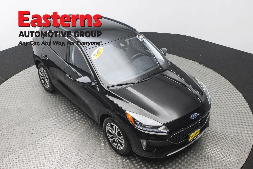 Used 2021 Black Ford SEL image 3