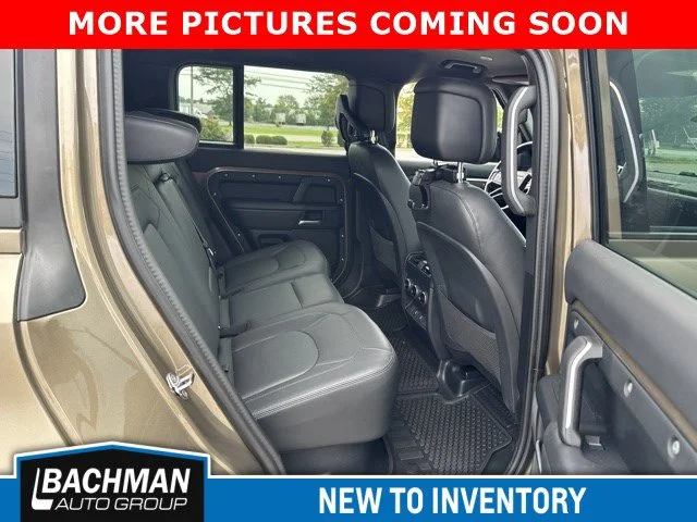 Used 2025 Gondwana Stone Metallic Land Rover X-Dynamic SE image 9