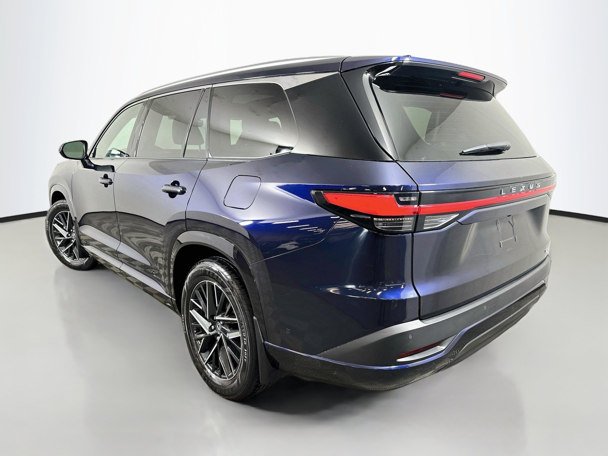 Certified Used 2024 Mica Lexus 350 Premium image 5