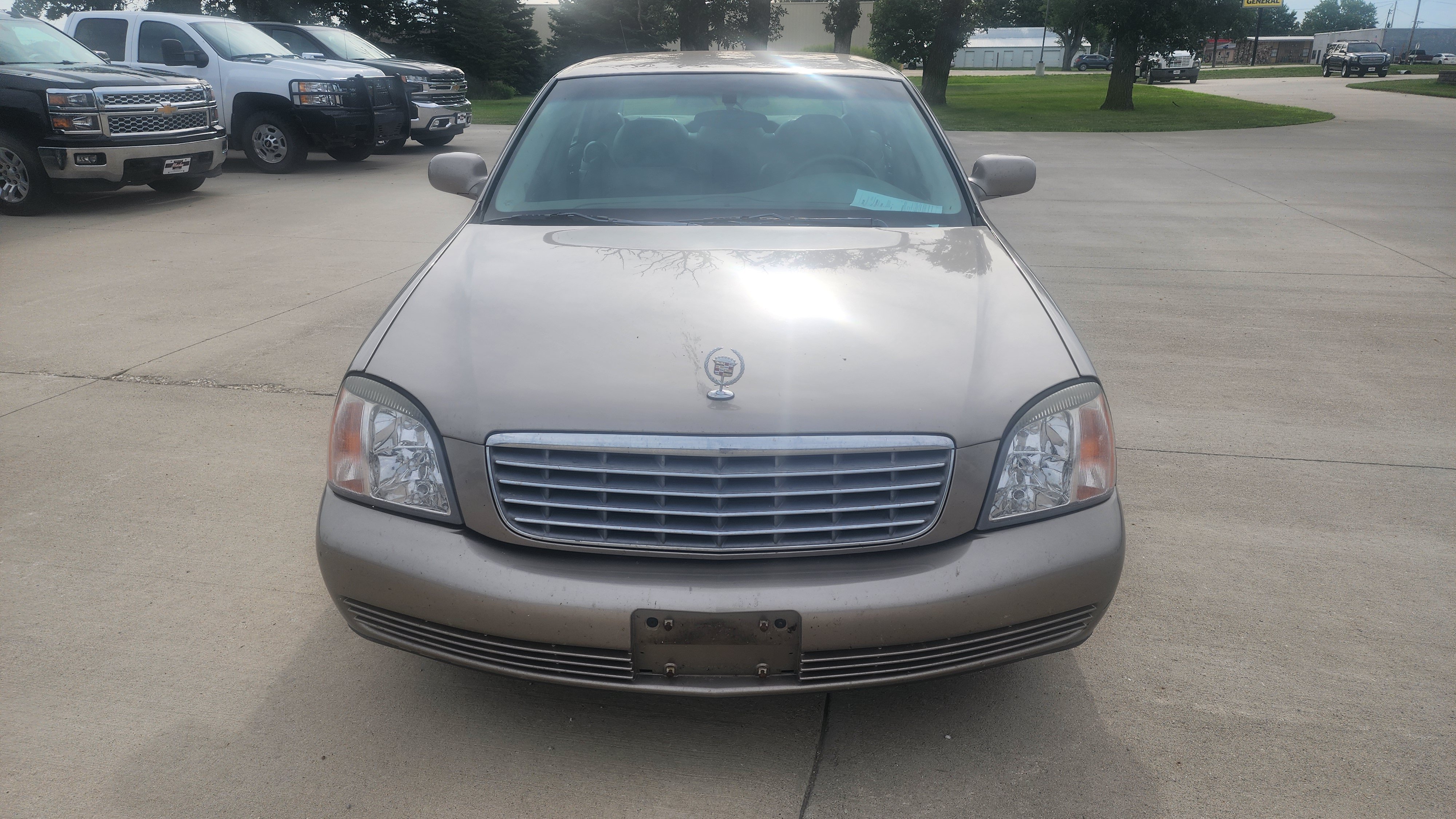 Used 2001 Cadillac DeVille Base with VIN 1G6KD54Y81U241621 for sale in Lake City, IA
