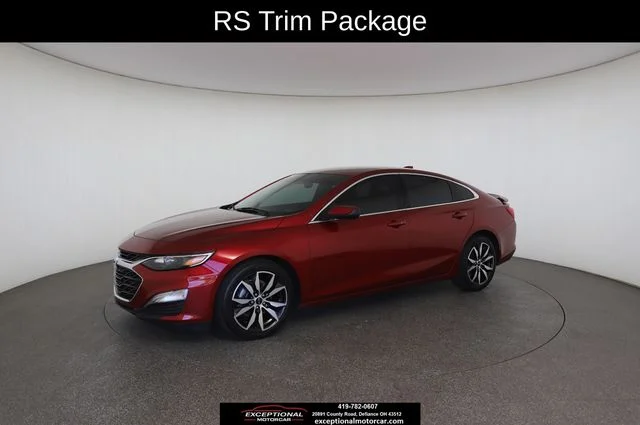 Used 2021 Red Chevrolet RS image 4
