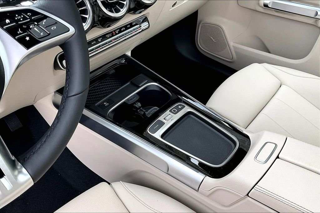New 2026 Night Black Mercedes-Benz GLB 250 image 8