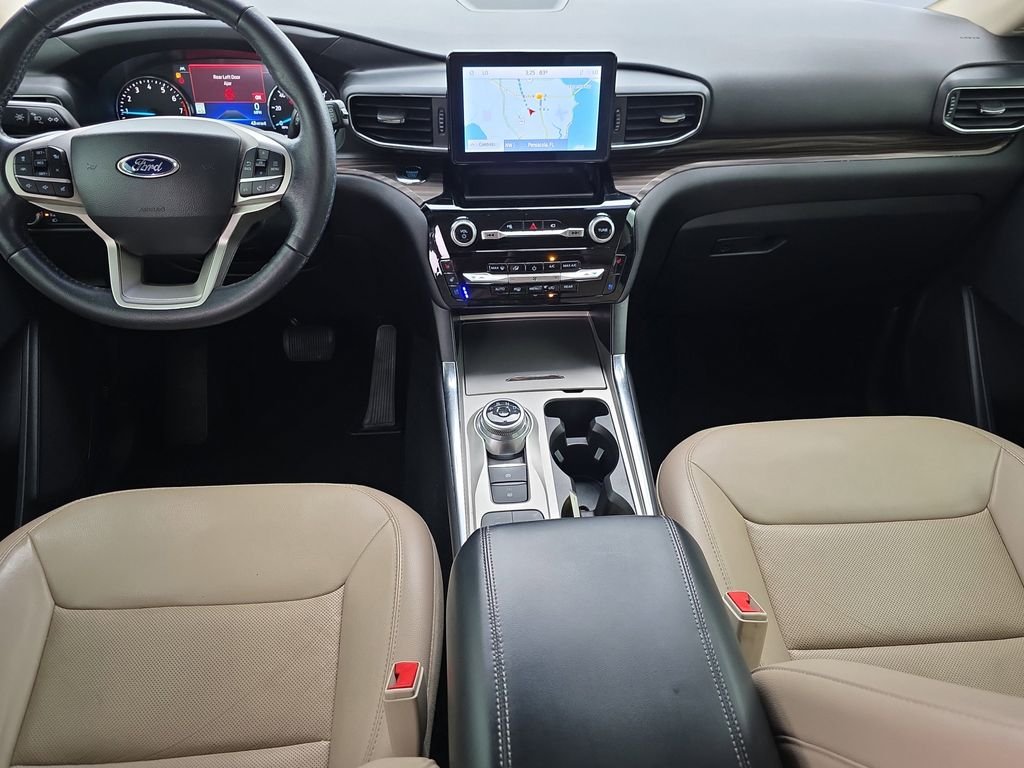 Used 2022 Stone Blue Metallic Ford Limited image 13