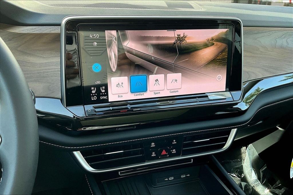 2026 Volkswagen Atlas SE w/Tech - Photo 14