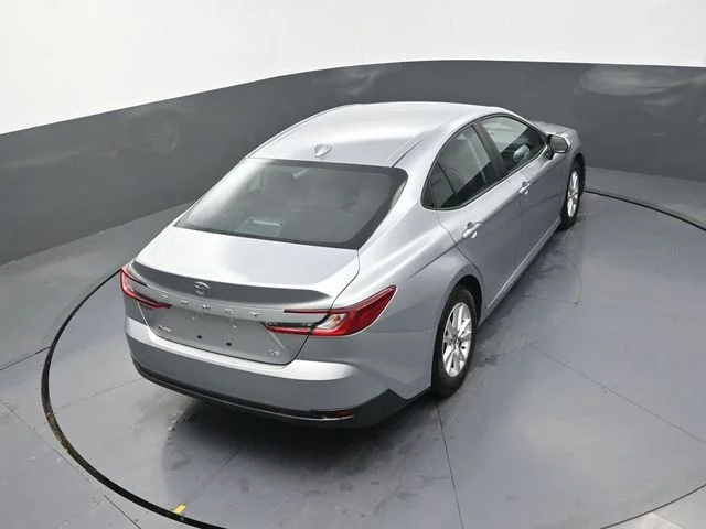 Used 2025 Silver Toyota LE image 28