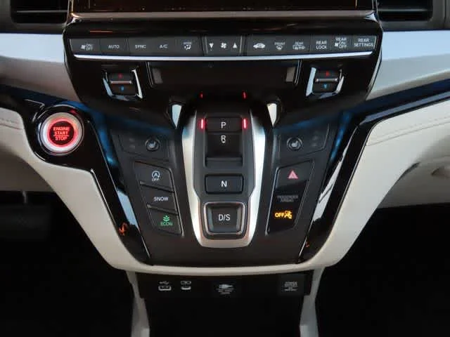 New 2026 Modern Steel Metallic Honda Touring image 26