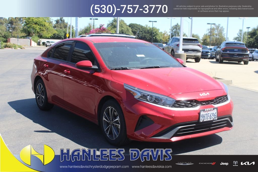 Used 2023 Red Kia LXS image 5