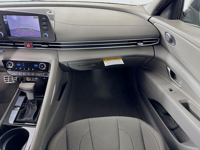 New 2026 Gray Hyundai SEL Sport Premium image 38