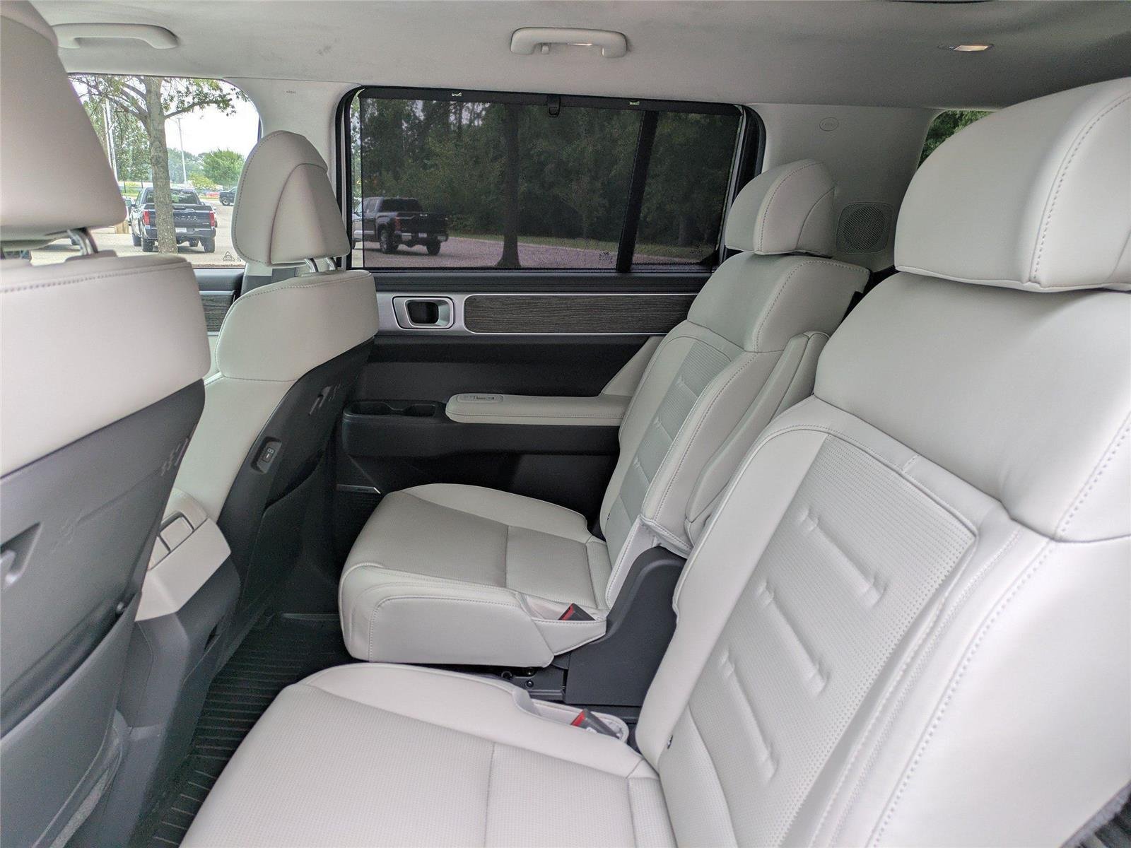 Used 2026 Serenity White Hyundai Calligraphy image 14