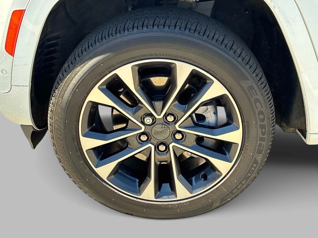 Used 2023 White Jeep Overland 4xe image 20