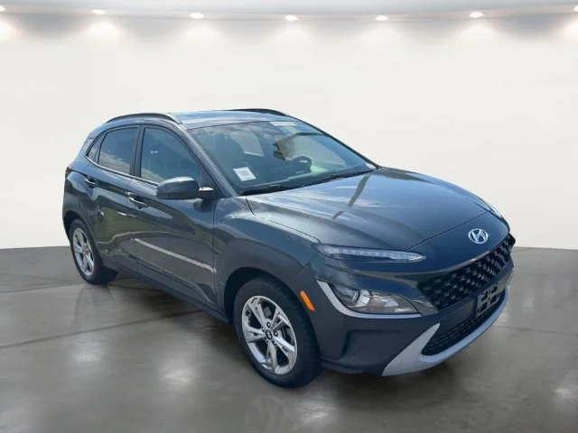 Used 2022 Gray Hyundai SEL image 8