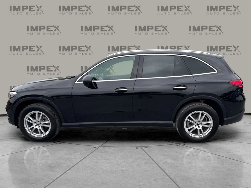 Used 2023 Black Mercedes-Benz GLC 300 image 2