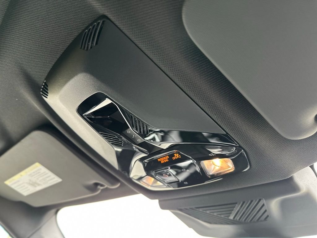 Used 2025 Black Sapphire Metallic BMW xDrive28i image 28