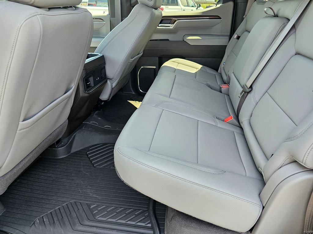 New 2026 Summit White Chevrolet LT Trail Boss image 18