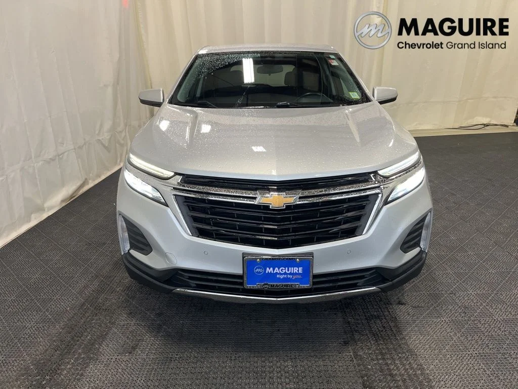 Used 2022 Silver Ice Metallic Chevrolet LT image 29