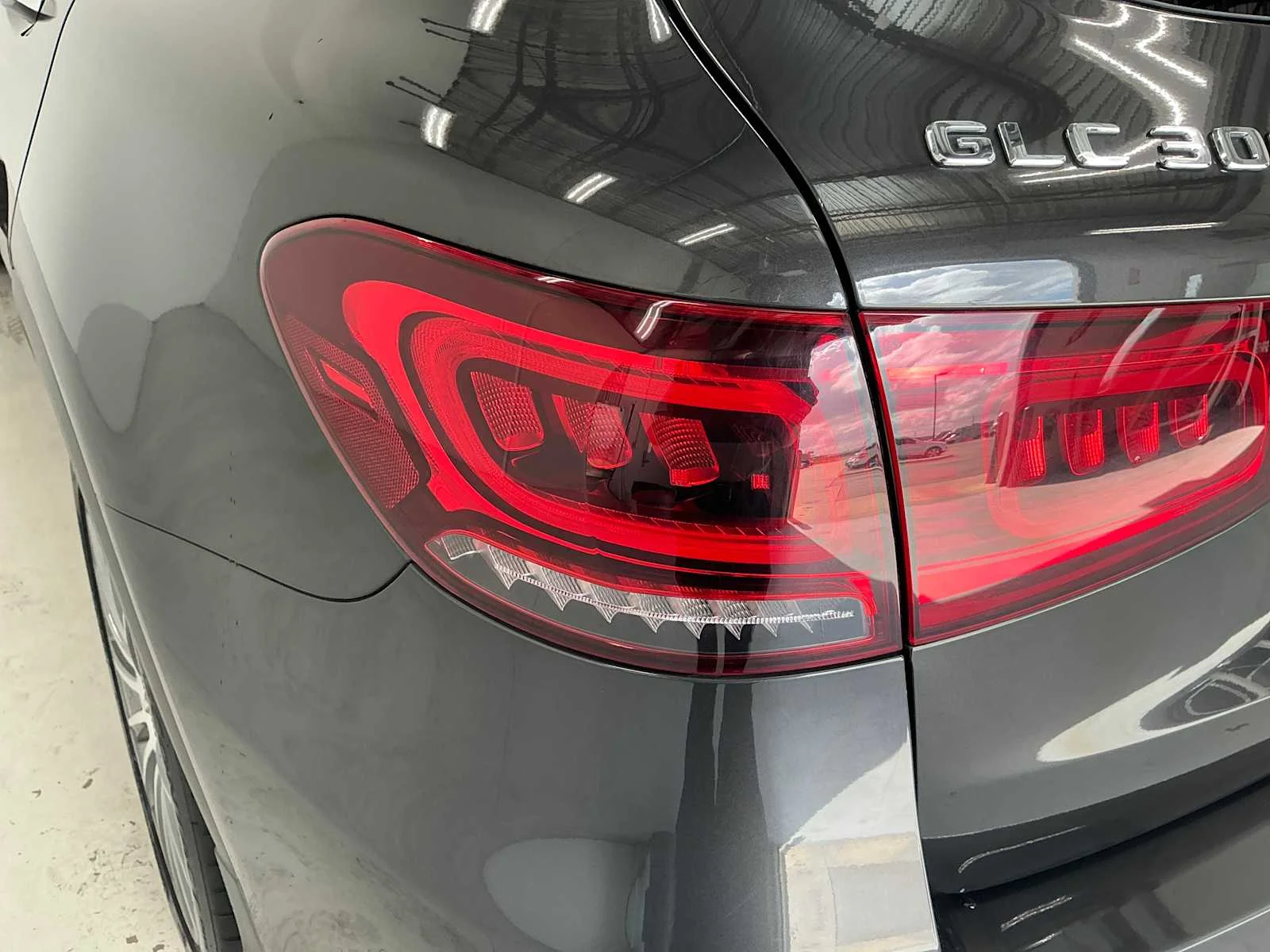 Certified Used 2022 Graphite Grey Metallic Mercedes-Benz GLC 300 image 9