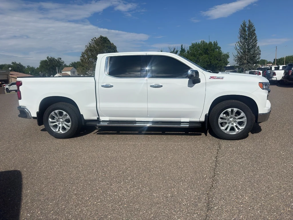 Used 2023 Summit White Chevrolet LTZ image 5
