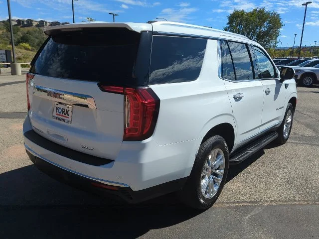 Used 2024 White GMC SLT image 4