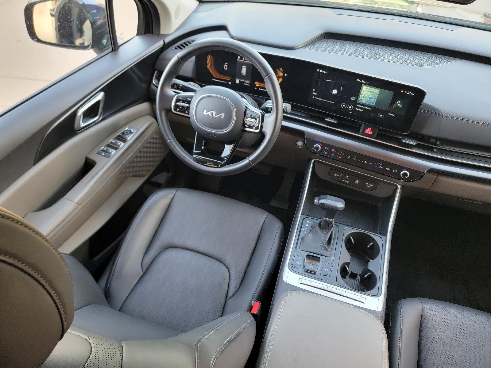 2026 Kia Carnival LXS - Photo 15