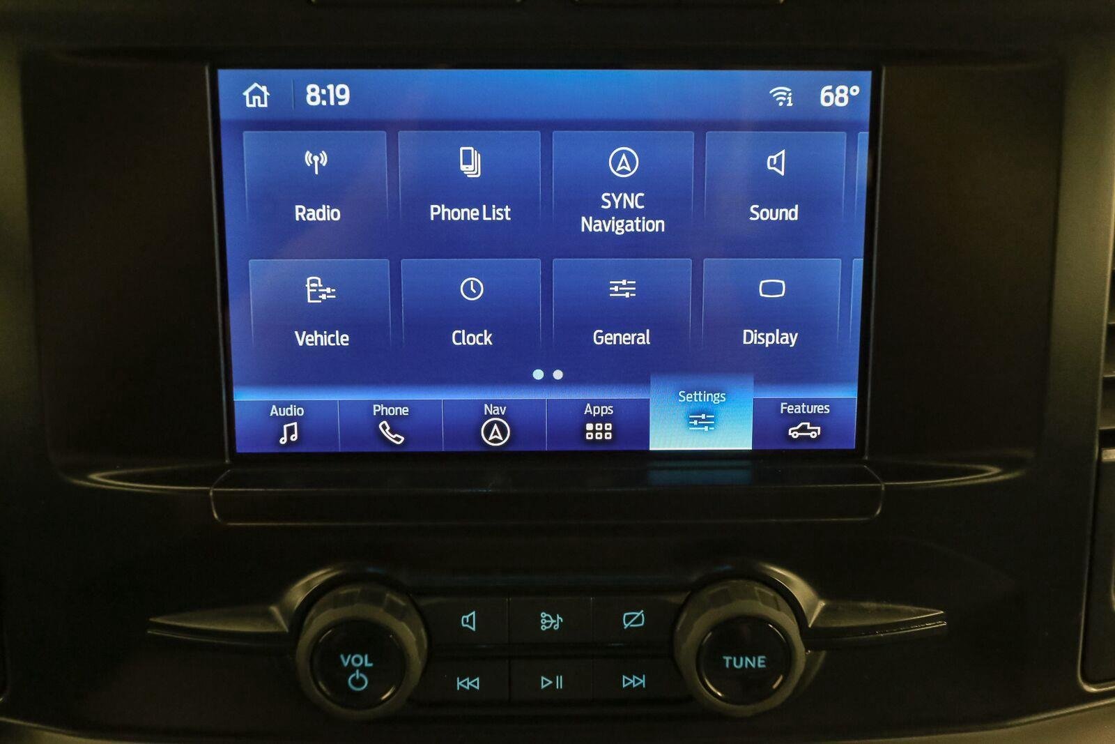 Used 2023 Oxford White Ford XLT image 22