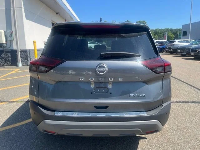 Certified Used 2023 Gun Metallic Nissan SV image 4