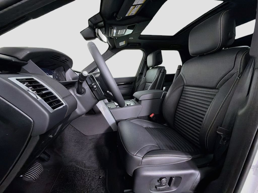 New 2026 Fuji White Land Rover S image 22