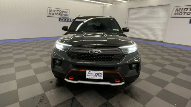 Used 2023 Forged Green Metallic Ford Timberline image 3