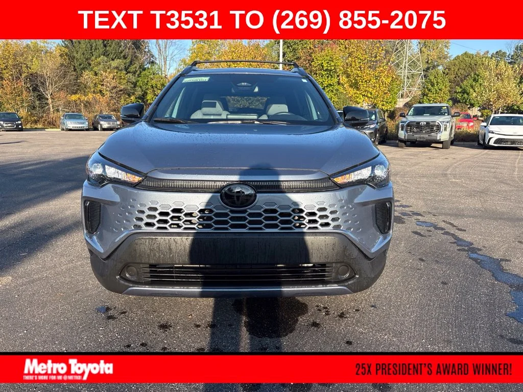 Used 2026  Toyota Hybrid SE image 1