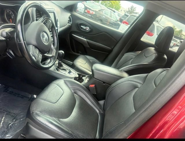Used 2019 Red Jeep Limited image 5