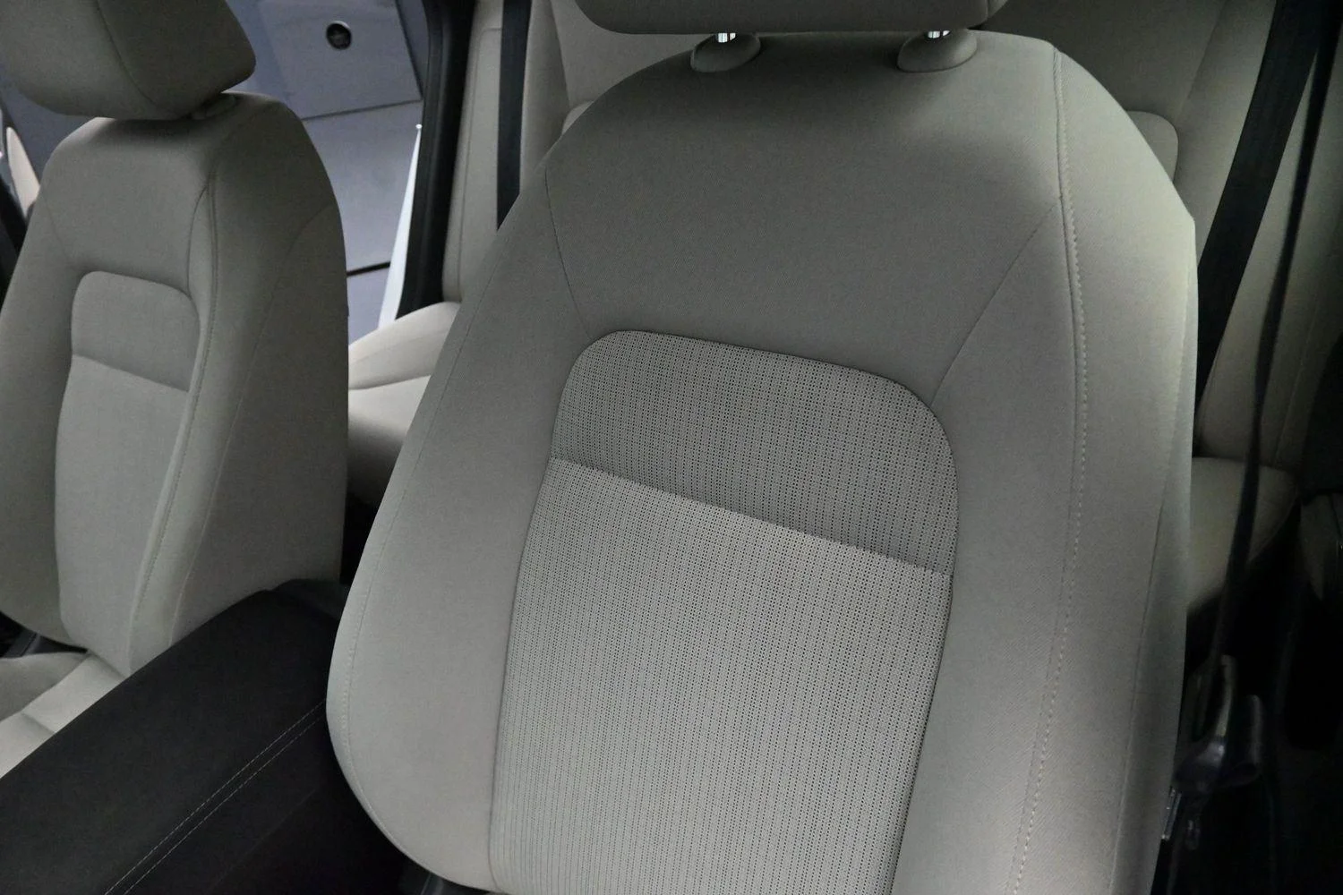 Used 2022 Platinum White Pearl Honda EX image 14