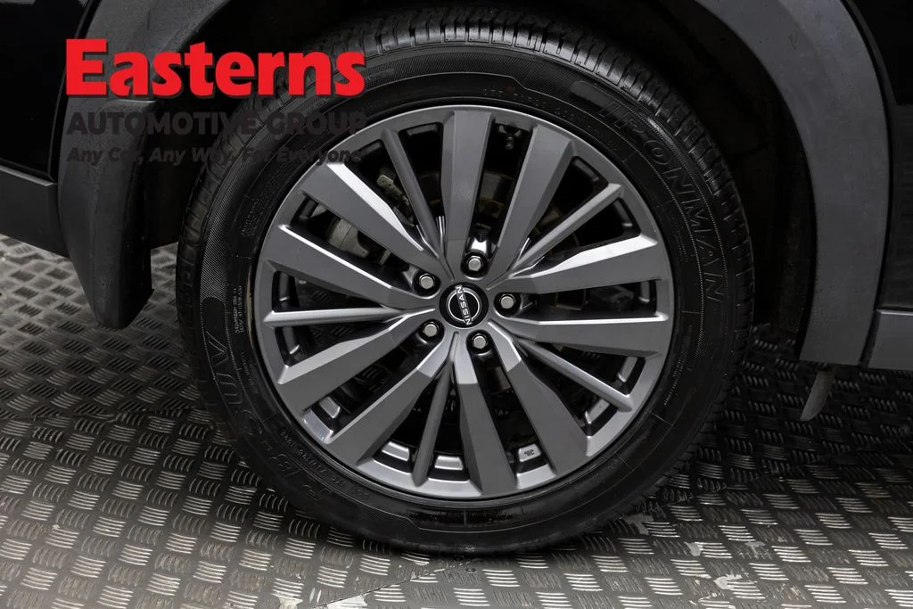 Used 2023 Black Nissan SL image 32