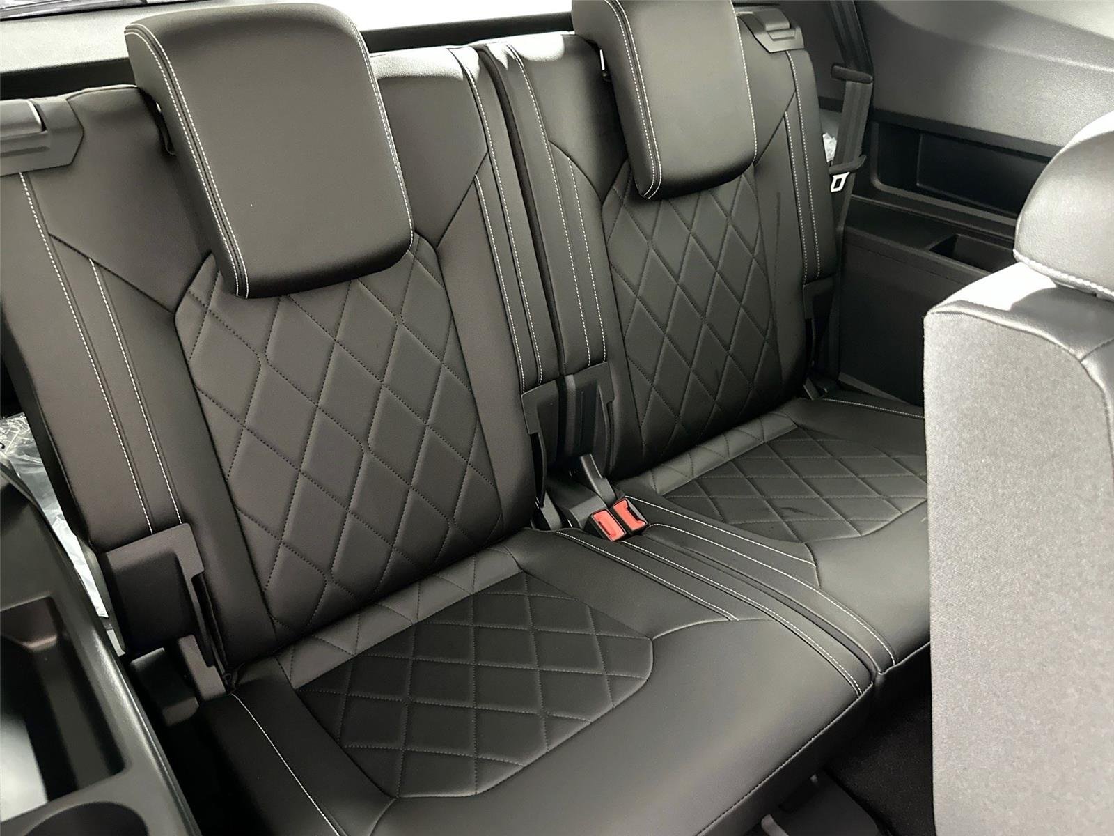 New 2026  Volkswagen 2.0T SEL Premium R-Line image 29