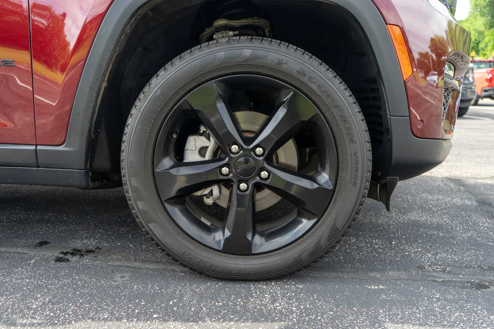 Used 2024 Velvet Red Pearlcoat Jeep Limited image 11