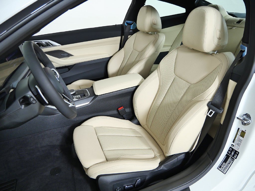 New 2027 Alpine White BMW 430i xDrive image 29