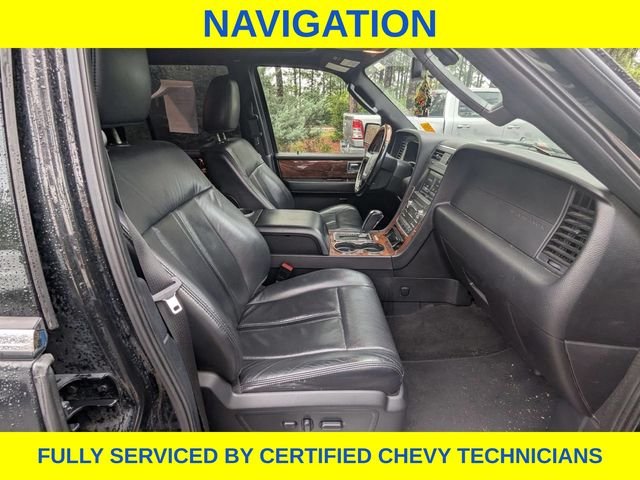 Used 2015 Black Lincoln Base image 18
